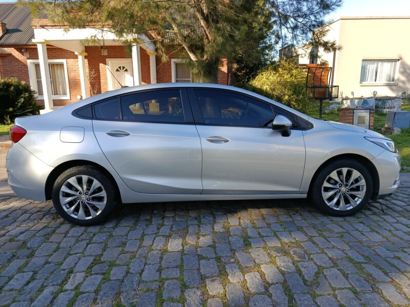 Chevrolet Cruze Lt 2018