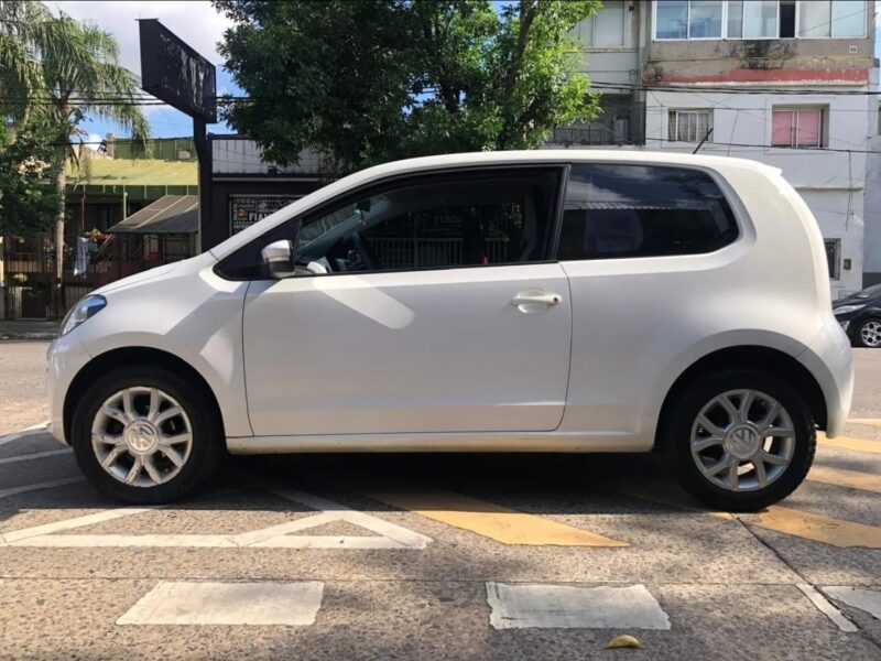 Volkswagen Up! 1.0 High Up! 75cv
