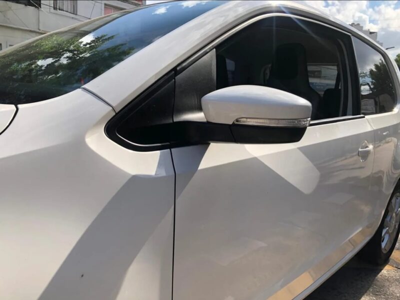 Volkswagen Up! 1.0 High Up! 75cv