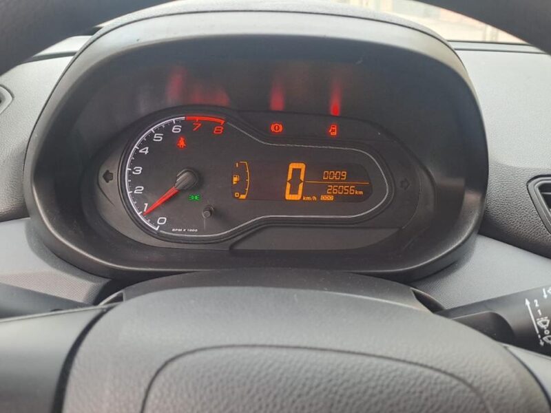 Chevrolet onix joy black 1.4 mt