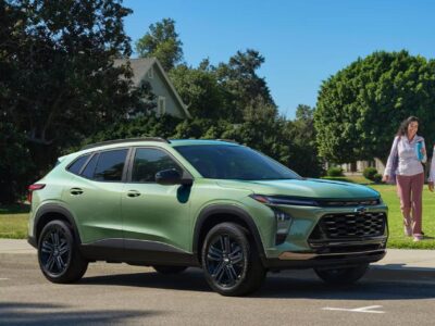 CHEVROLET TRACKER LT AT (0 KM)