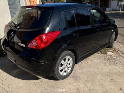 NISSAN TIIDA 1.8 ACENTA