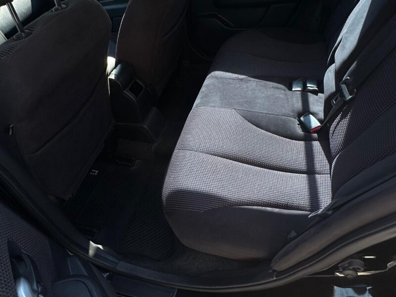 NISSAN TIIDA 1.8 ACENTA