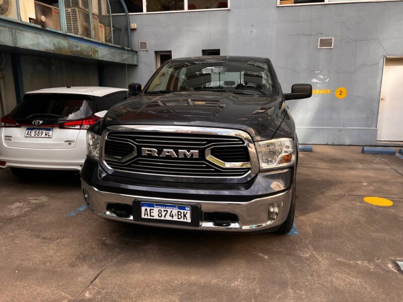 RAM 1500 laramie 2020