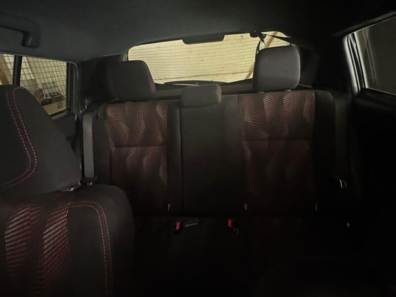 VENDO TOYOTA YARIS 2017