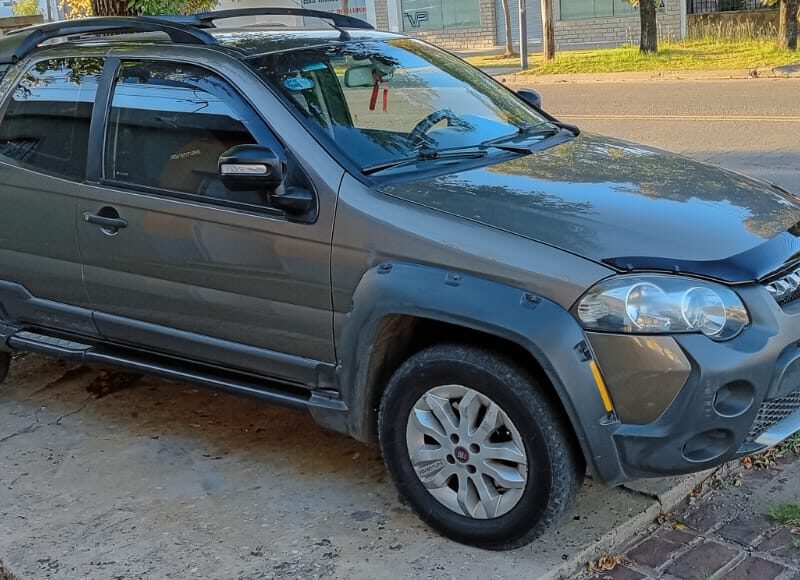 vendo fiat strada 2015 con gnc