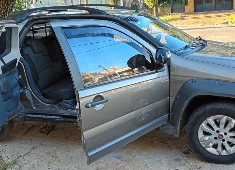 vendo fiat strada 2015 con gnc
