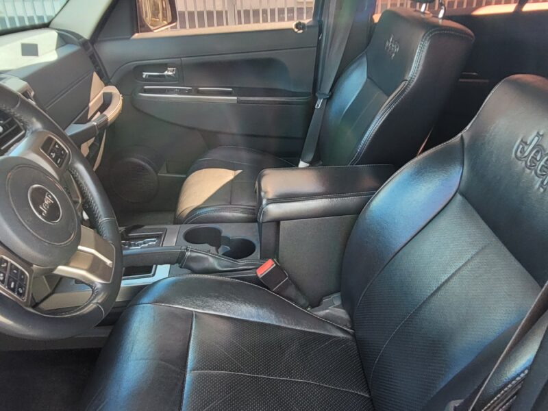 Jeep Cherokee 3.7 Limited